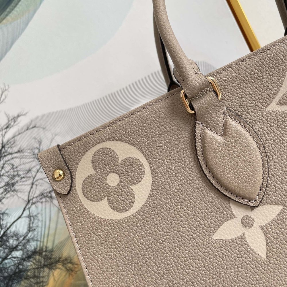 L0vis Vvtt0n Onthego Mm Dove Cream 35Cm M45494
