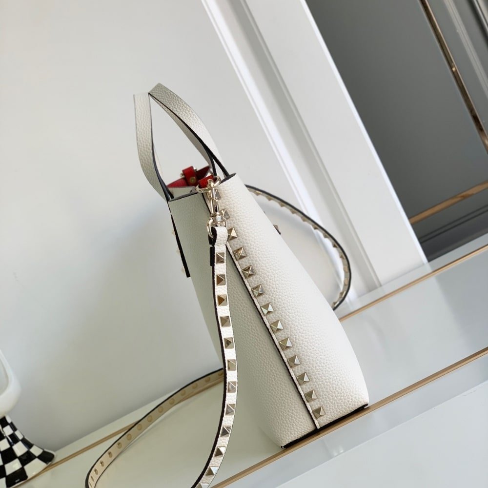 Va1e*ntin0 Garavani Rockstud Small Tote Bag White 28Cm