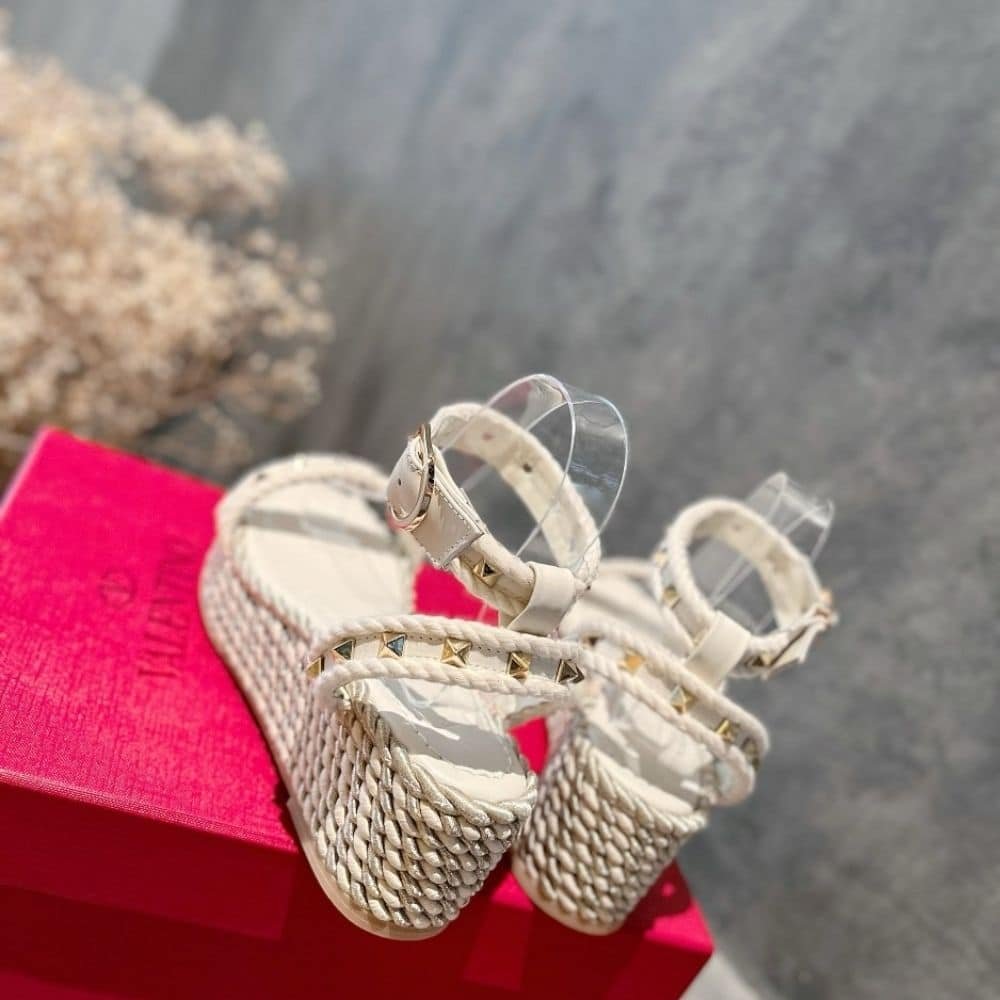 Va1e*ntin0 Rockstud Flatform Sandal White