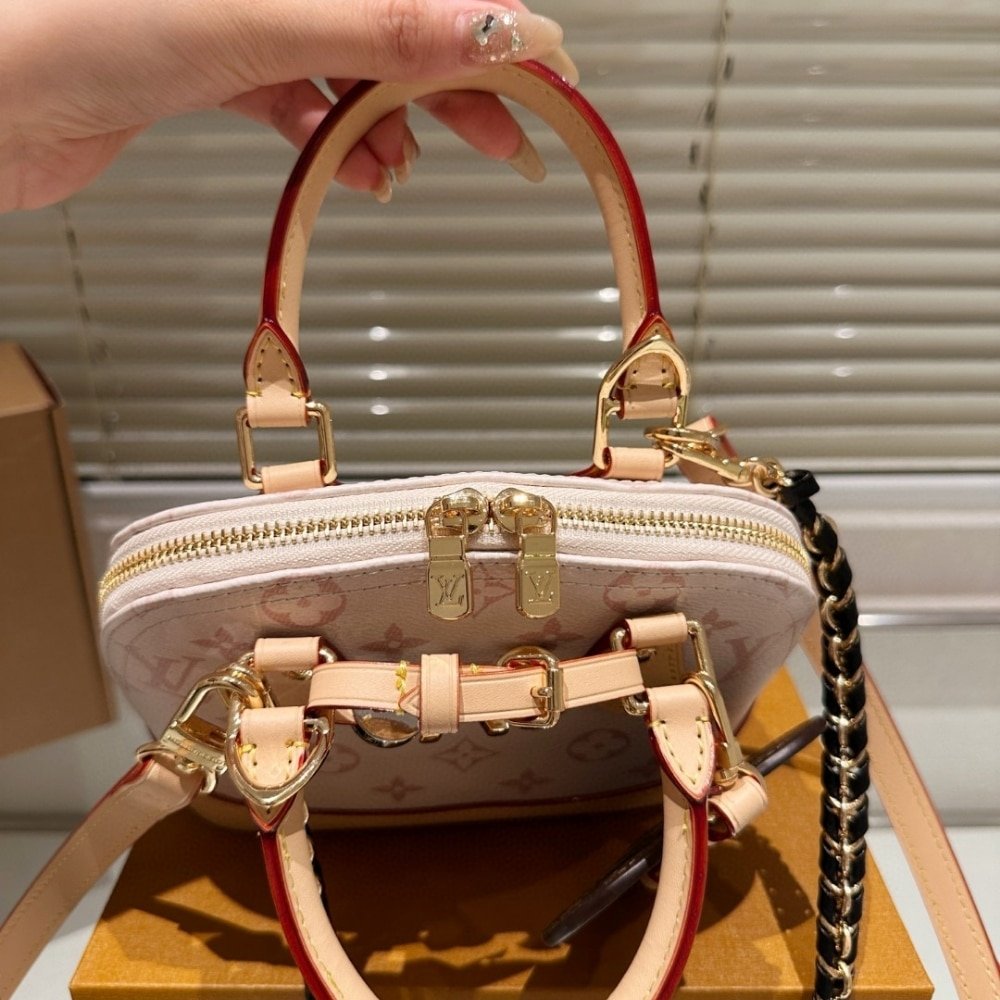 L0vis Vvtt0n Alma Mini LV And I Monogram Dune 25Cm K00015