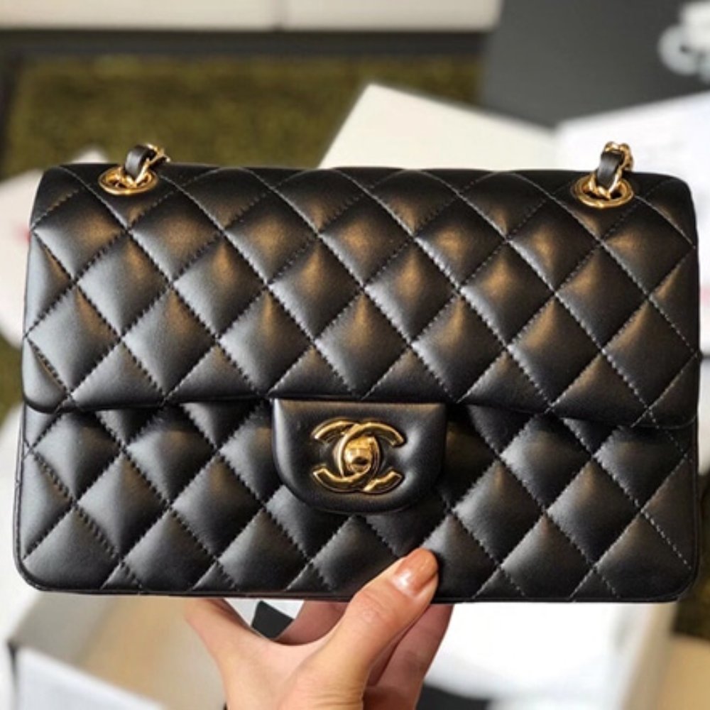 Ch**el Classic 11.12 Handbag Gold Tone Metal Black 25Cm A01112 Y01295 94305