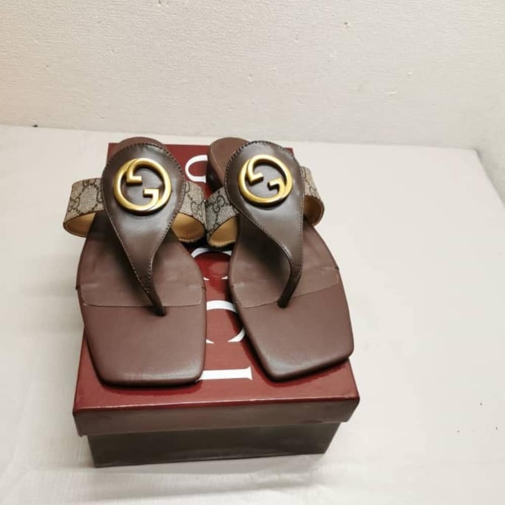 Gvc*1 Women’S Blondie Thong Sandals Brown 752659 9I650 9769