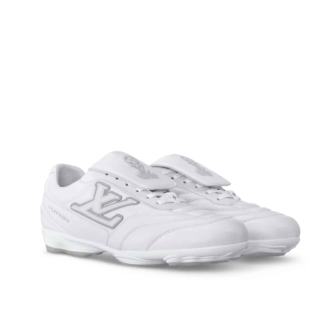 L0vis Vvtt0n Footprint Soccer Sneaker White 1Ahdoi