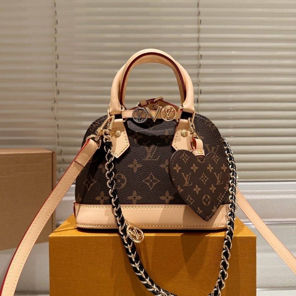 L0vis Vvtt0n Alma Mini Lv And I Monogram Brown 25Cm K00016