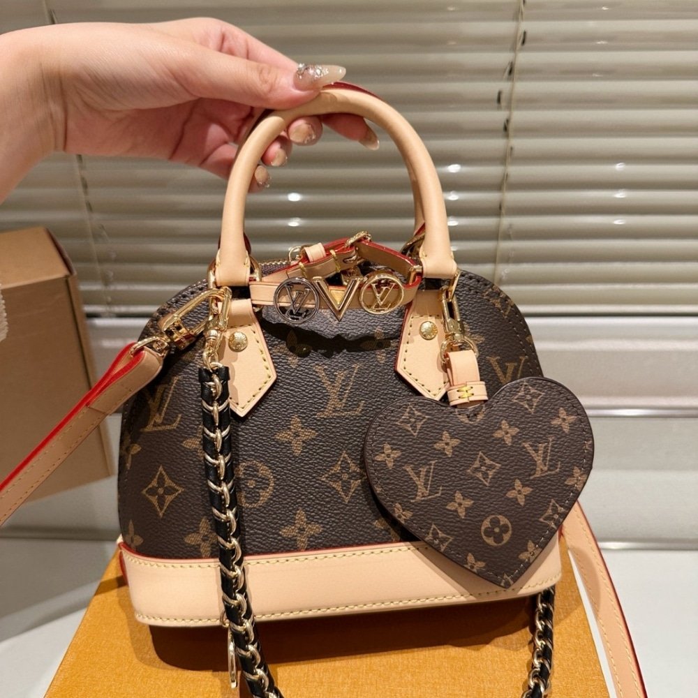 L0vis Vvtt0n Alma Mini Lv And I Monogram Brown 25Cm K00016