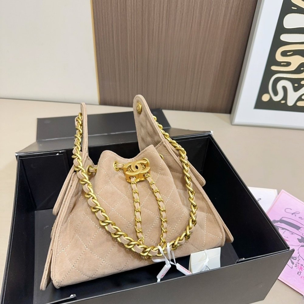 Ch**el 25 Small Handbag Suede And Gold Tone Metal Light Grey 26Cm