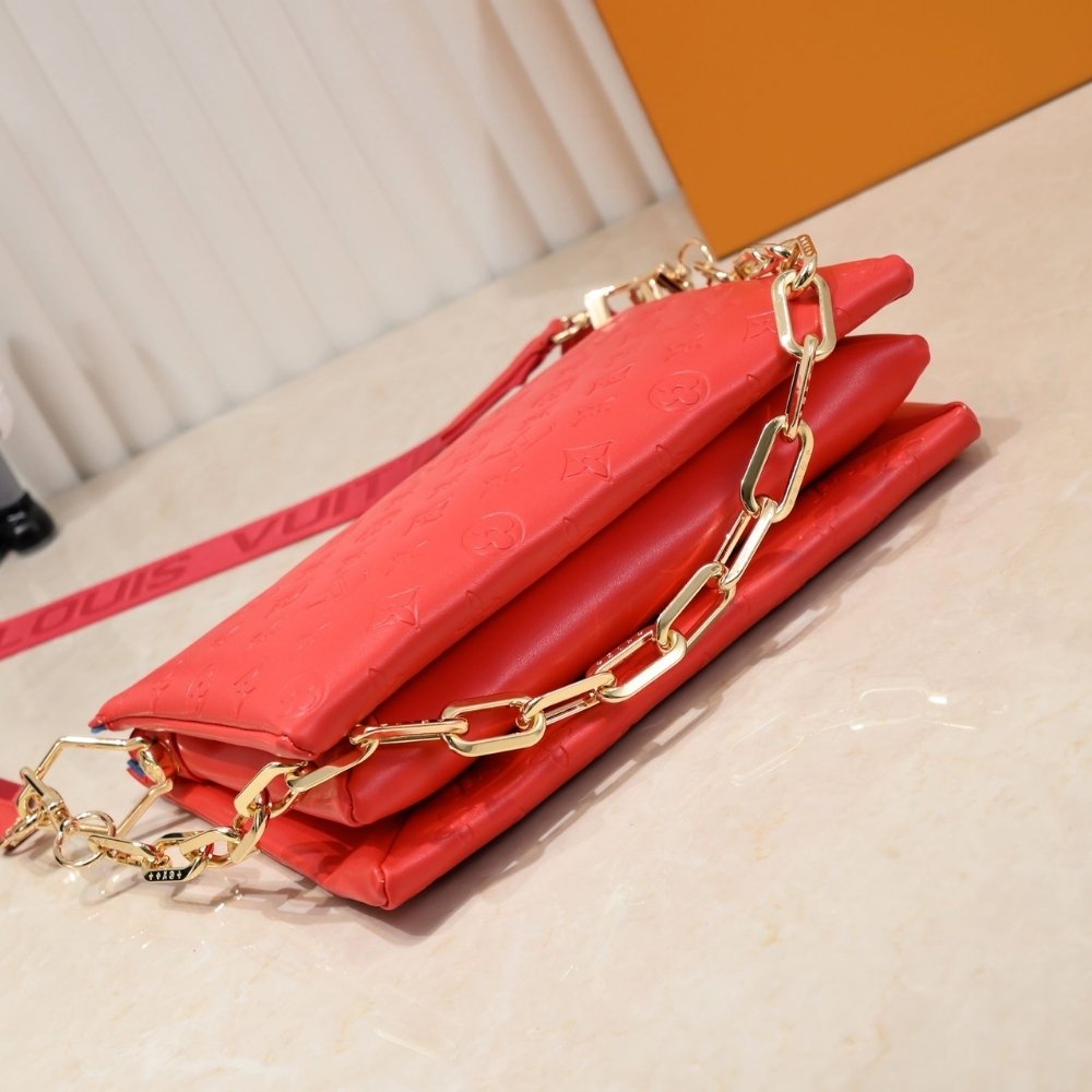 L0vis Vvtt0n Coussin PM Red 26Cm M57792