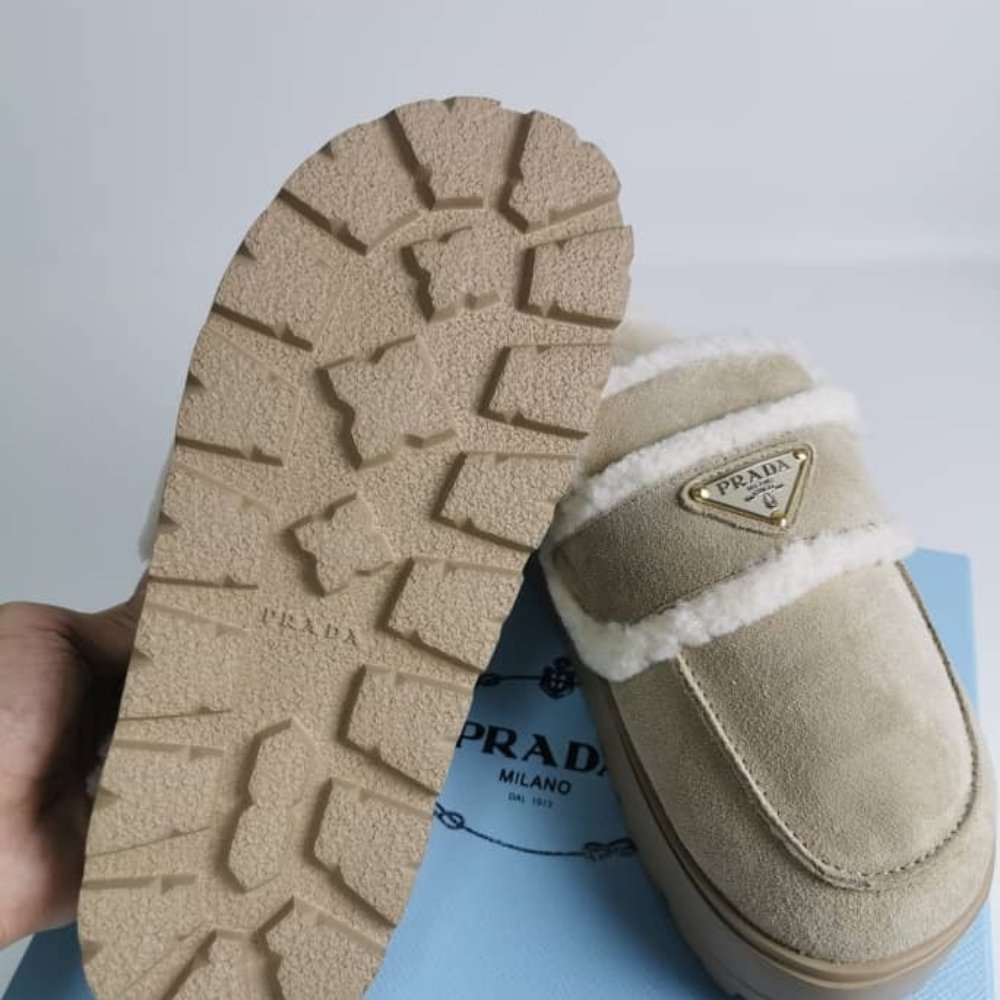 Pra*a Suede And Shearling Slippers Beige 1S711M X0O F0379 F Zg20