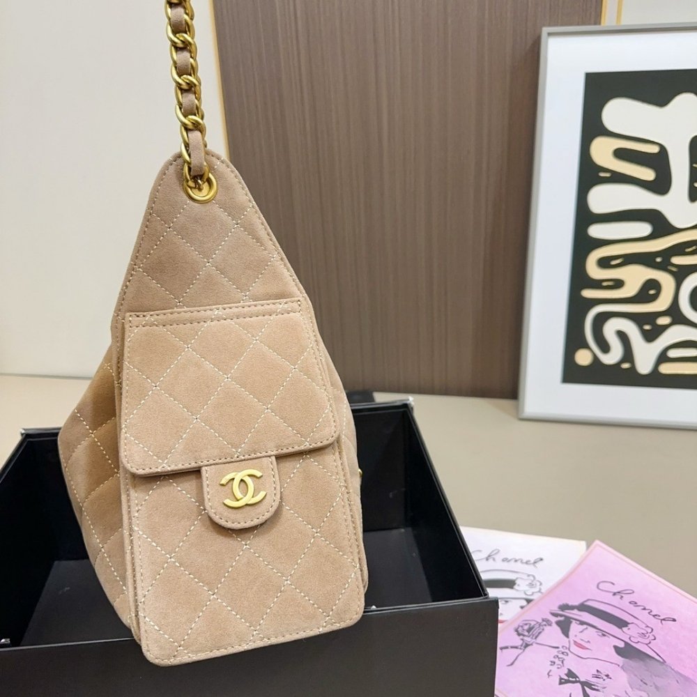 Ch**el 25 Small Handbag Suede And Gold Tone Metal Light Grey 26Cm