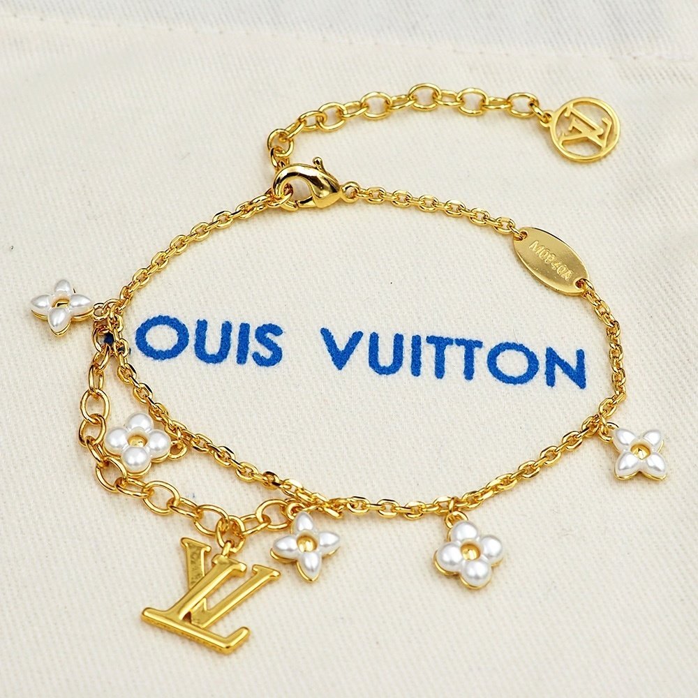 L0vis Vvtt0n Lv Floragram Bracelet Gold M0940A