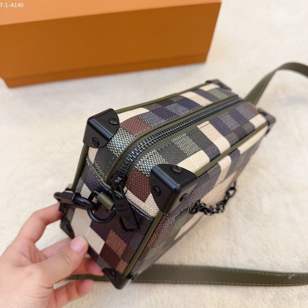 L0vis Vvtt0n Mini Soft Trunk Green 20Cm M24581