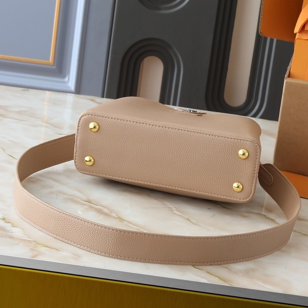 L0vis Vvtt0n Capucines BB Brown 27Cm N92041