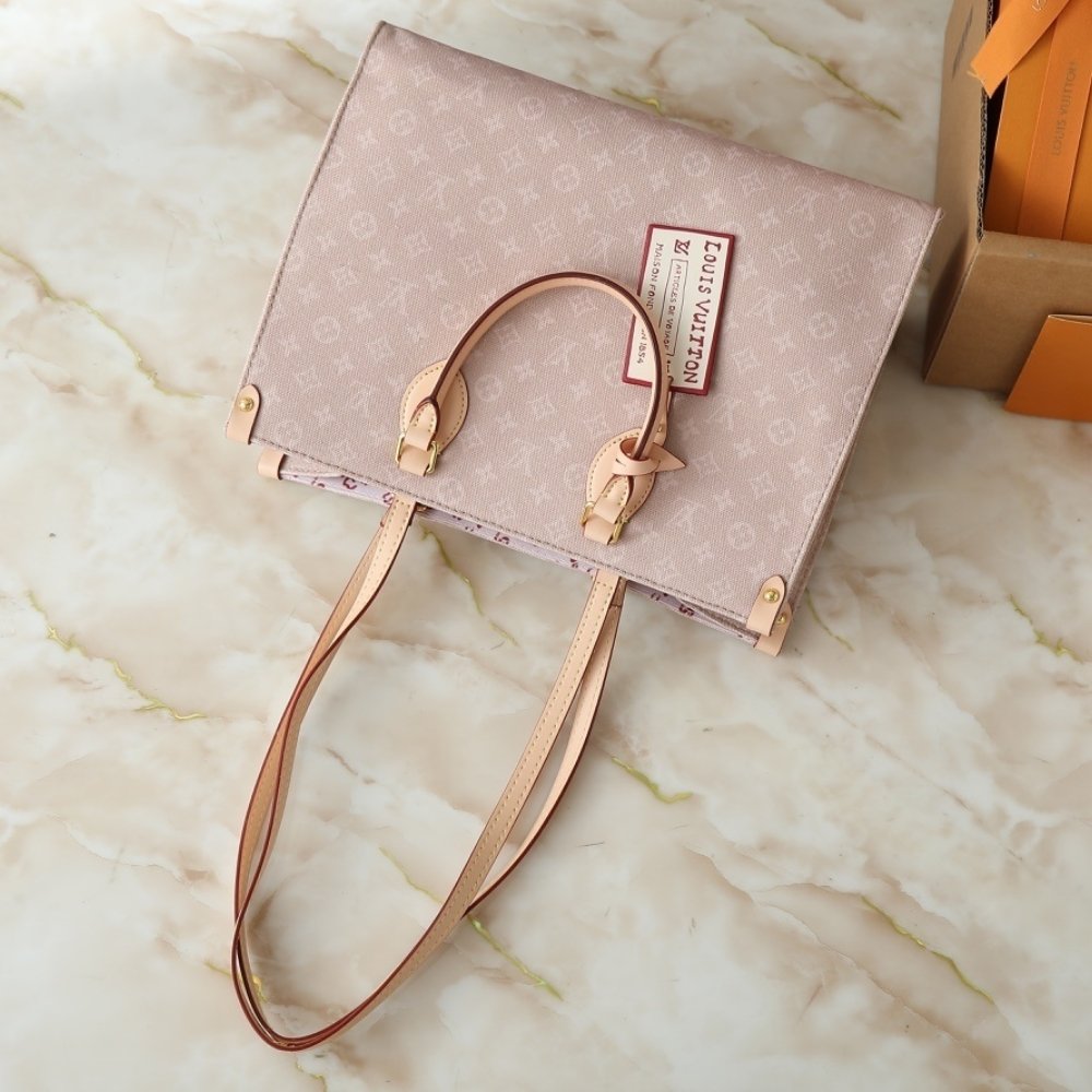 L0vis Vvtt0n Onthego Organizer Meowgram Beige 37Cm M15136