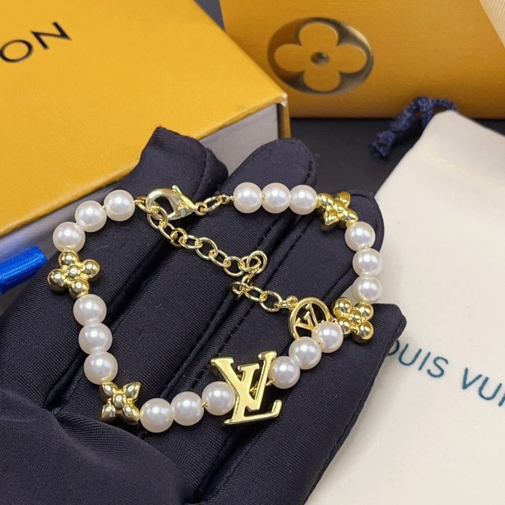 L0vis Vvtt0n My Lv Pearl Bracelet M1129A