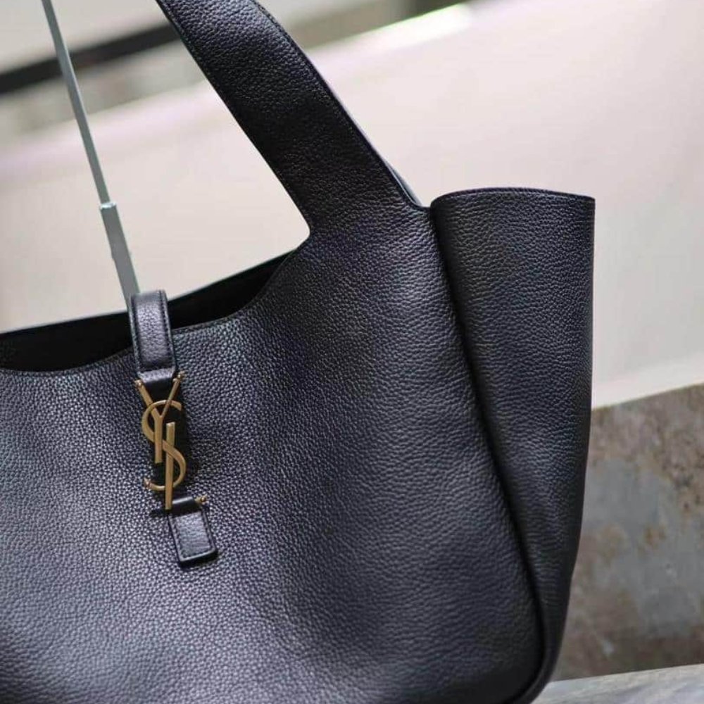 Sa1nt Lau*nt Le 5 À 7 Bea In Grained Leather Black 50Cm 763435Aaduu1000