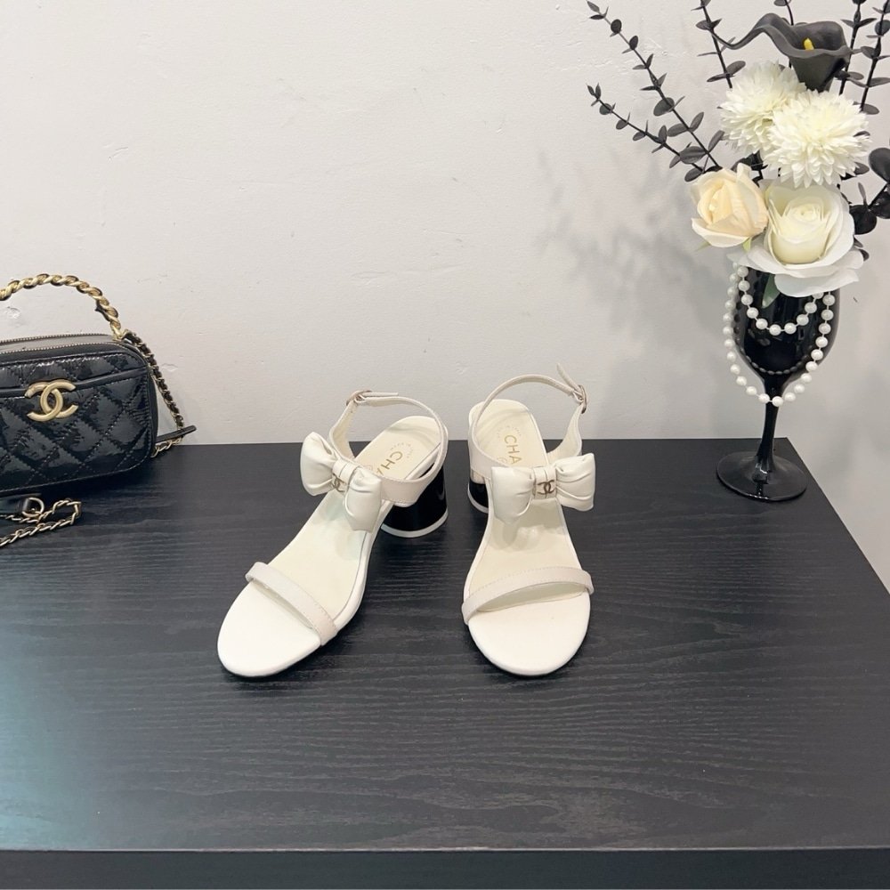 Ch**el Sandals White G46192 B18985 Naccu