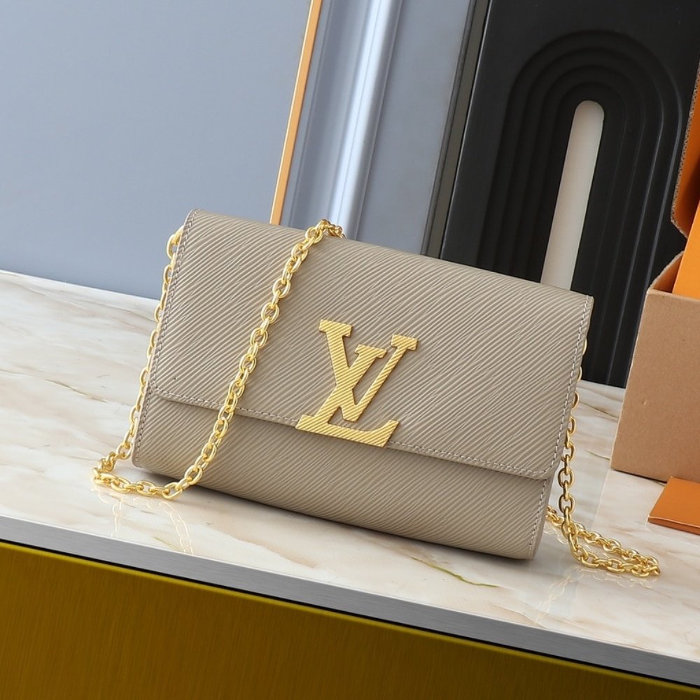 L0vis Vvtt0n Pochette L0vise Bag Champagne 22Cm M12789