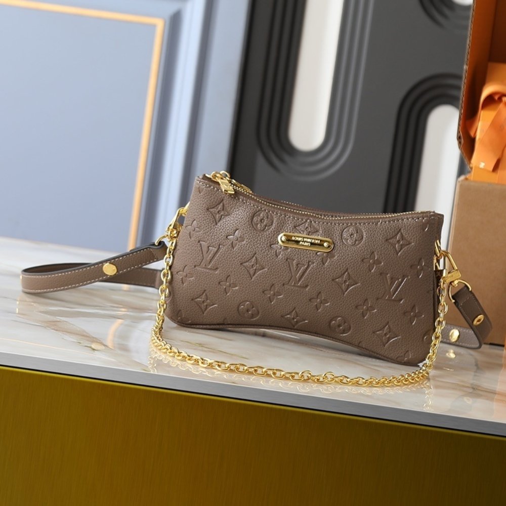 L0vis Vvtt0n Pochette Liv Smoke Brown 24Cm M25816