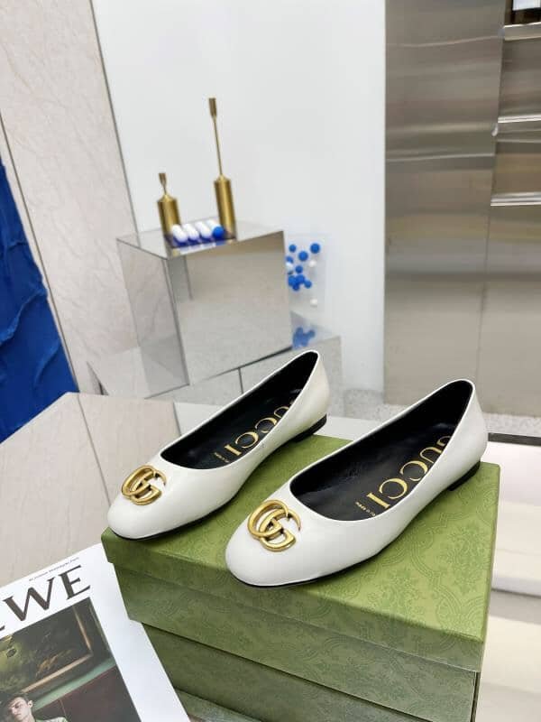 Gvc*1 Women’S Ballet Flat With Gc Logo White