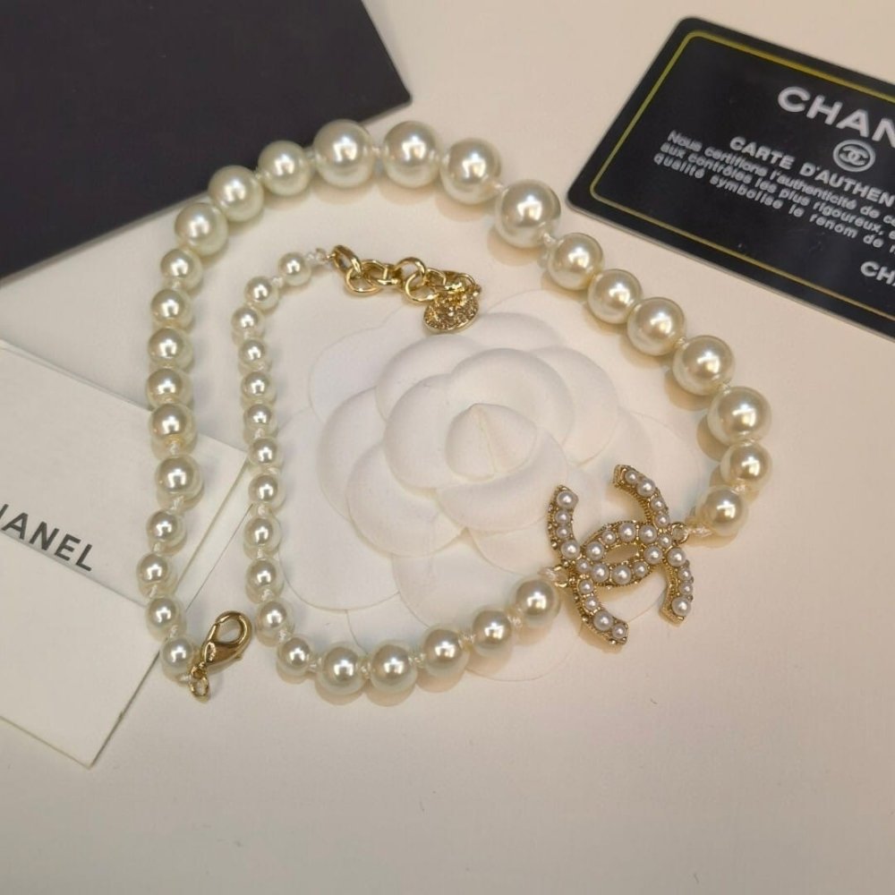 Ch**el Glass Pearls CC Necklace Gold Pearly A64757 Y20450 Z2048