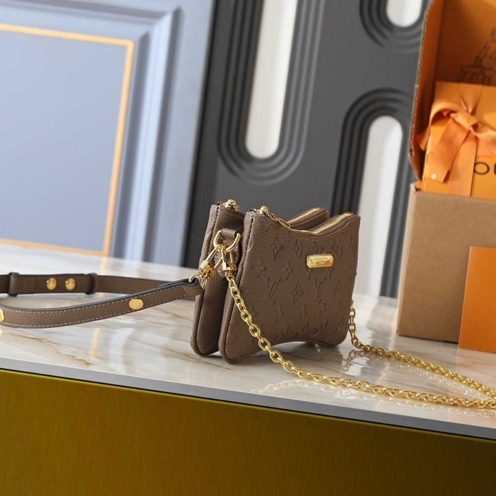 L0vis Vvtt0n Pochette Liv Smoke Brown 24Cm M25816