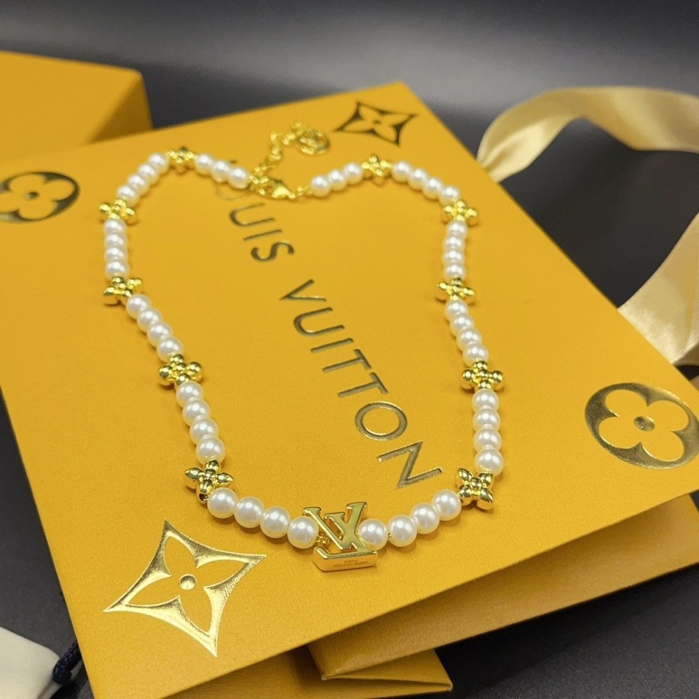 L0vis Vvtt0n My Lv Pearl Necklace M01990