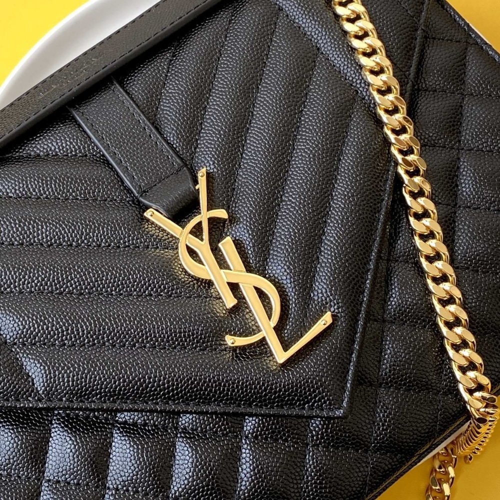 Sa1nt Lau*nt Envelope Medium In Quilted Grain De Poudre Embossed Leather Black Gold 24Cm 600185Bow911000