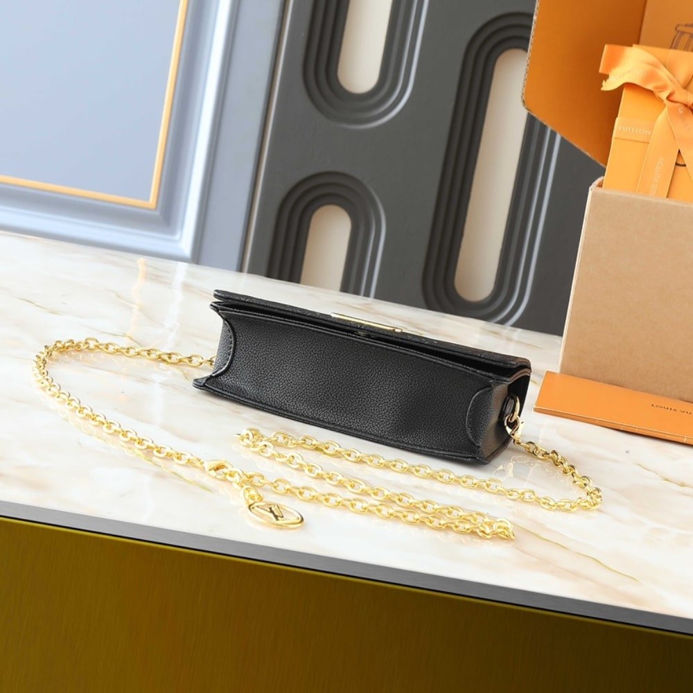 L0vis Vvtt0n Wallet On Chain Lily Monogram Empreinte Black 22Cm M46919