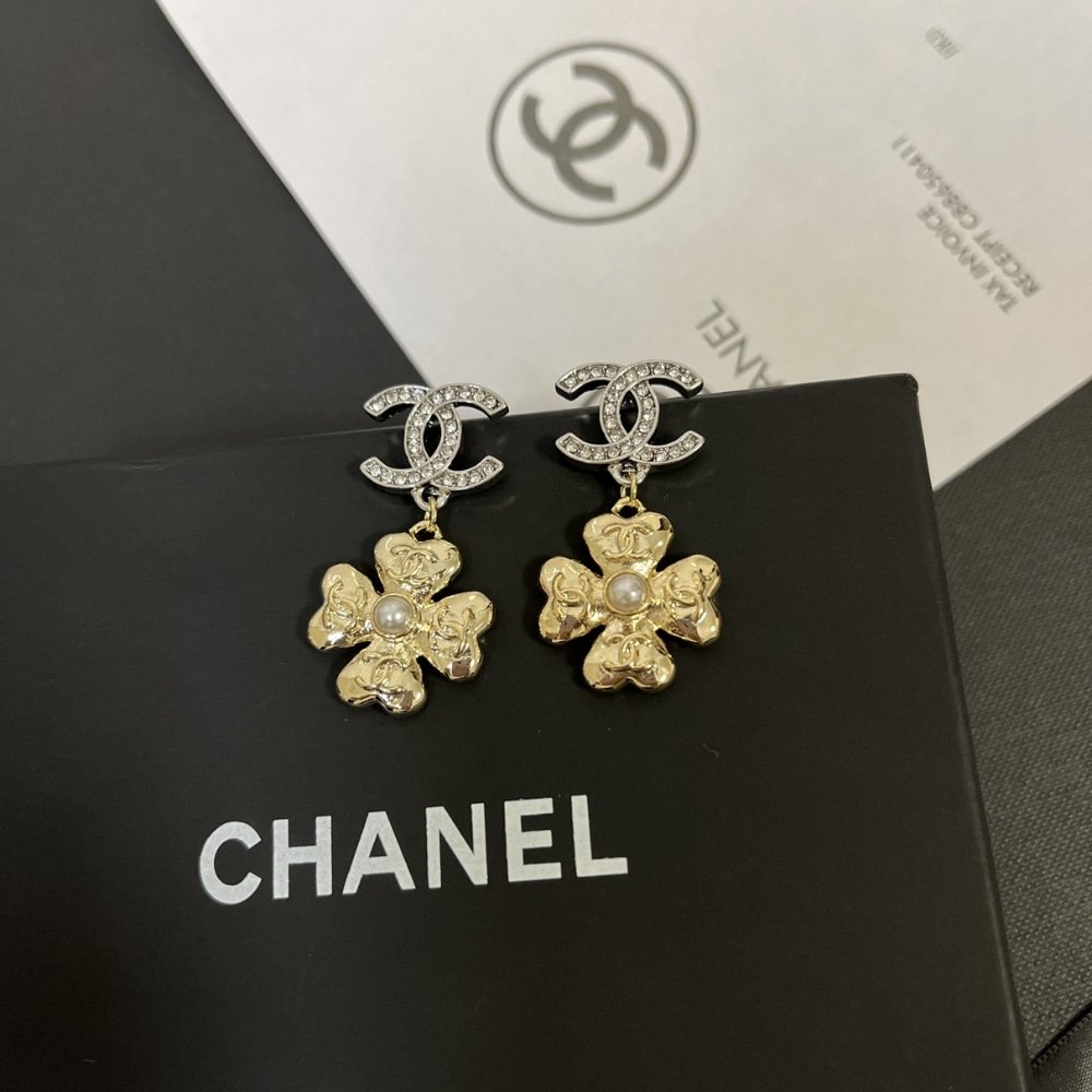 Ch**el Fall Winter 2024 Earrings