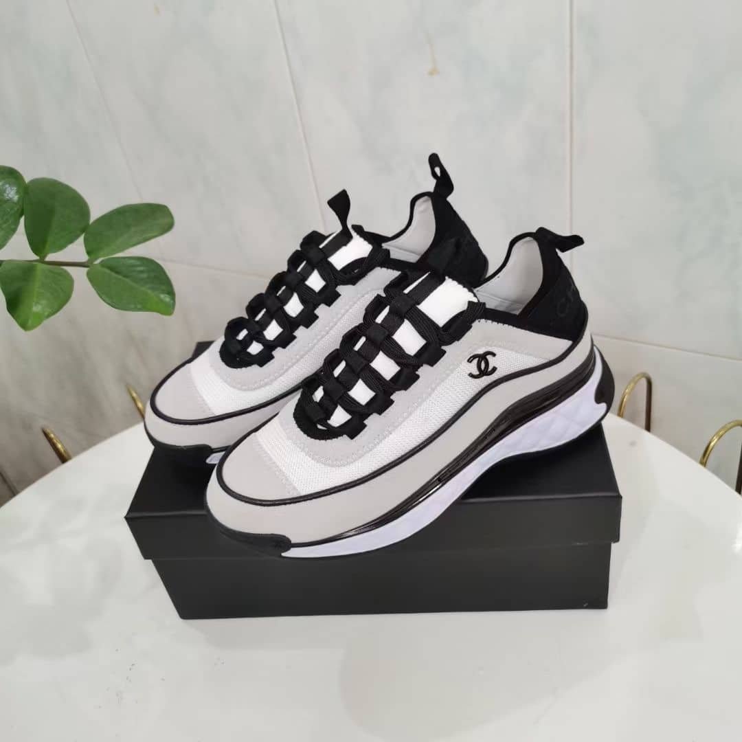 Ch**el Women’S Suede Sneaker White G39070 Y56144 0Q241