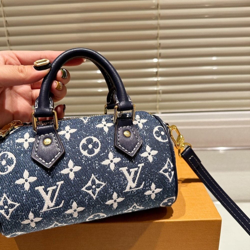 L0vis Vvtt0n Nano Speedy Denim Blue 17Cm M81168