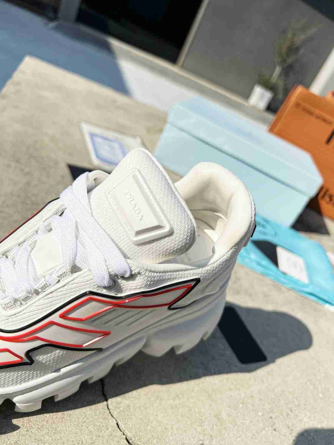 Pra*a Cloudbust Thunder Sneakers With White And Red 2Eg2933Lgnf0009