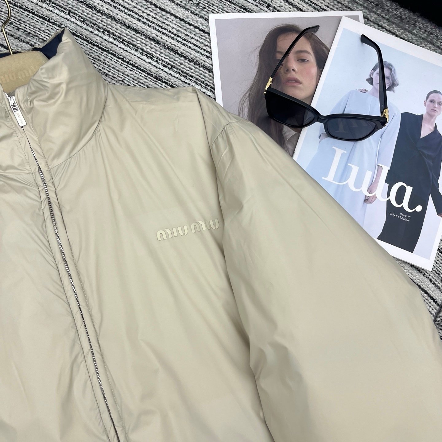 M1um1u High Neck Reversible Puffer Jacket Beige