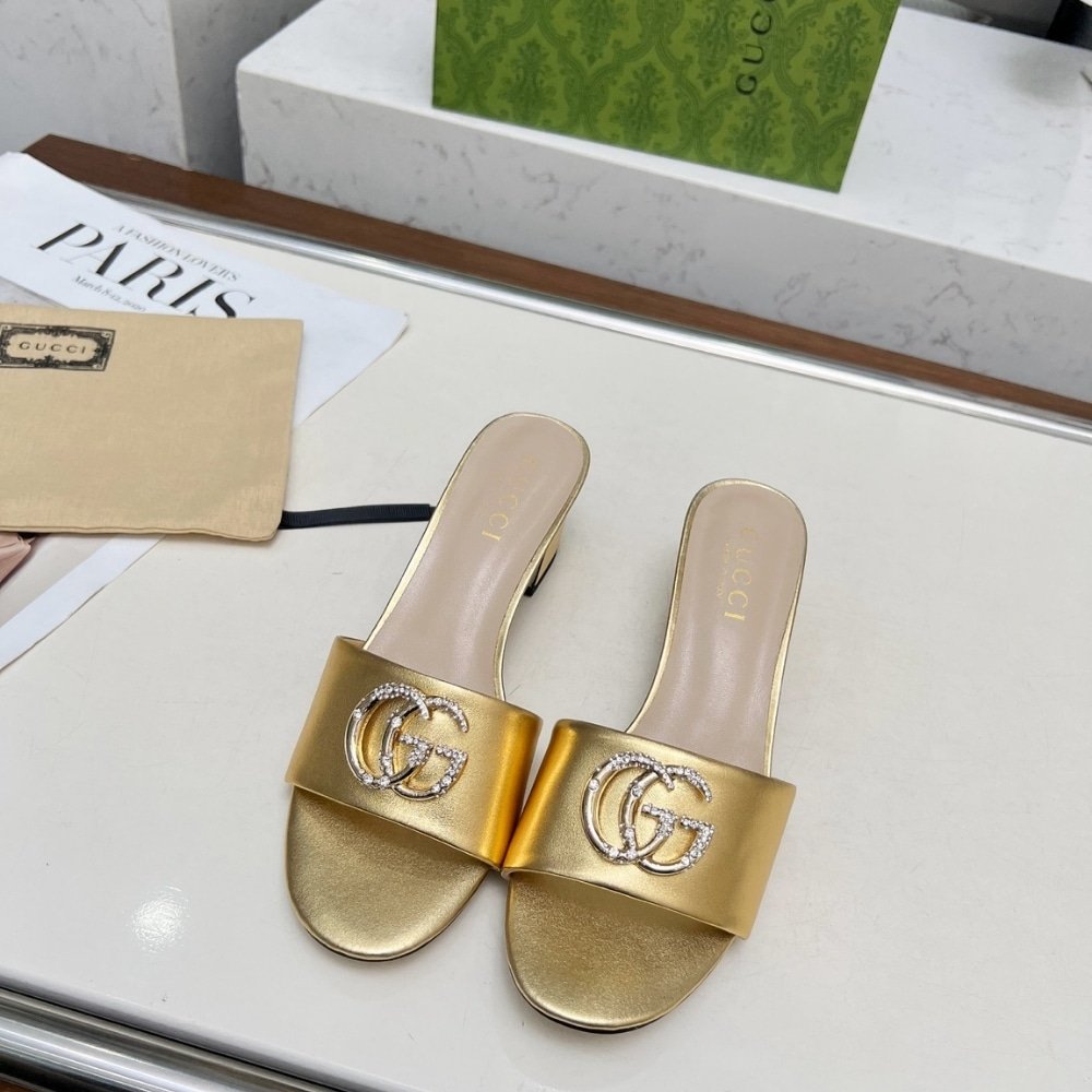 Gvc*1 Nojum Women’s Slide Sandal Metallic Gold ‎817257 B8B00 8024