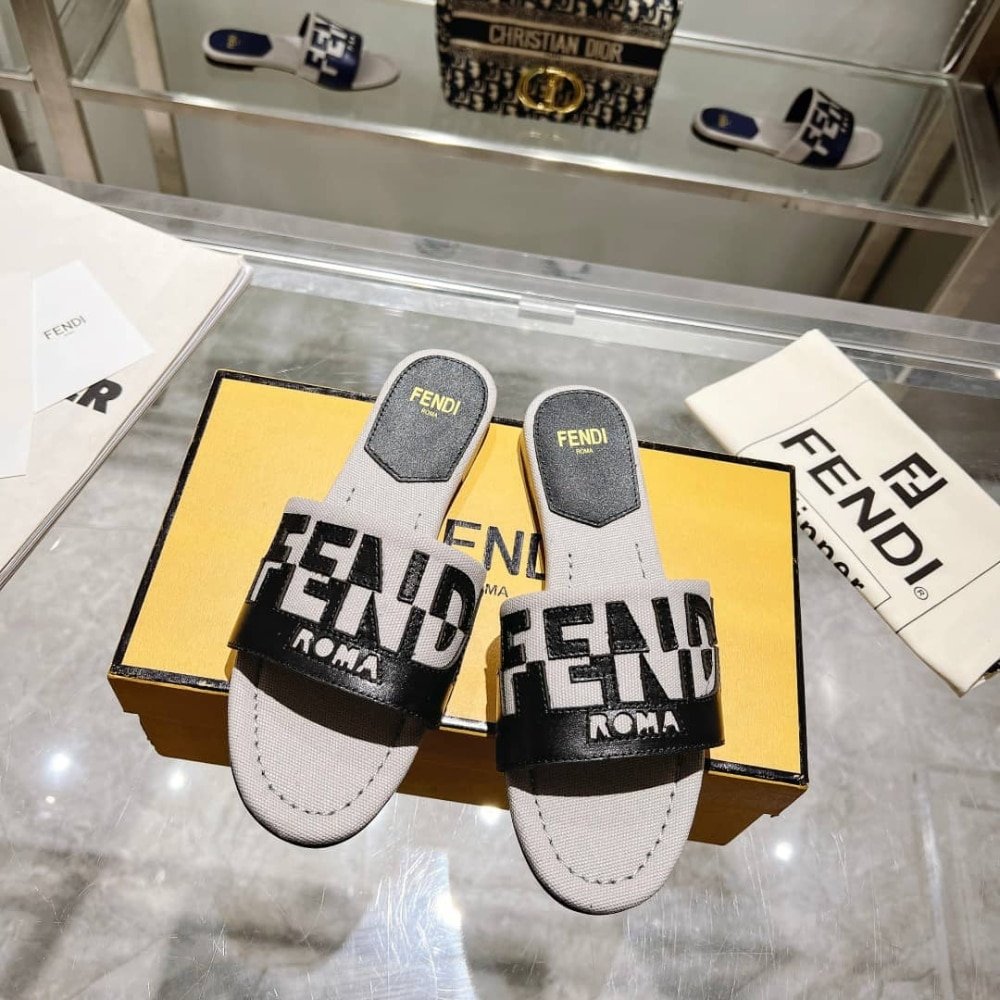 F**di Logo Bicolor Flat Sandals White