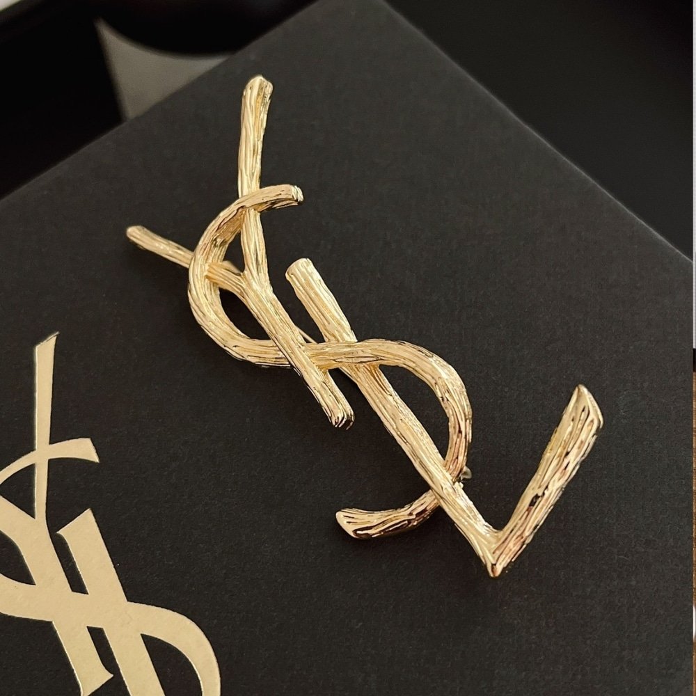 Sa1nt Lau*nt Y51 Brooch Gold 748486Y1500 8007