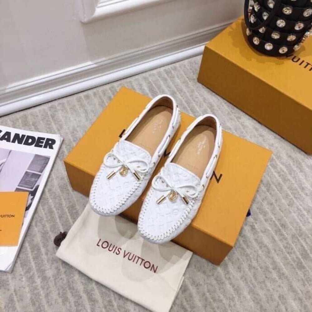 L0vis Vvtt0n White Monogram Empreinte Leather Gloria Loafers