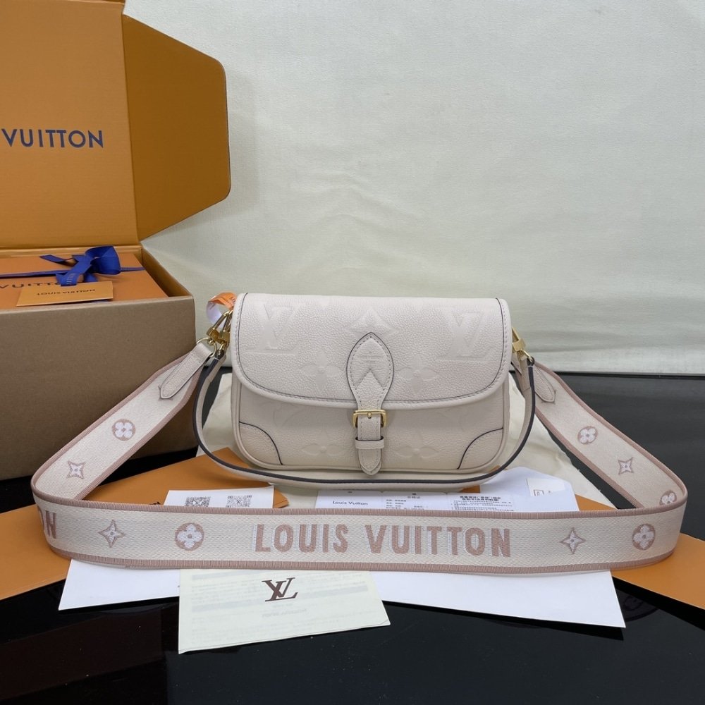 [S*per Vip 1:1] L0vis Vvtt0n Diane Bag White 24Cm M46388