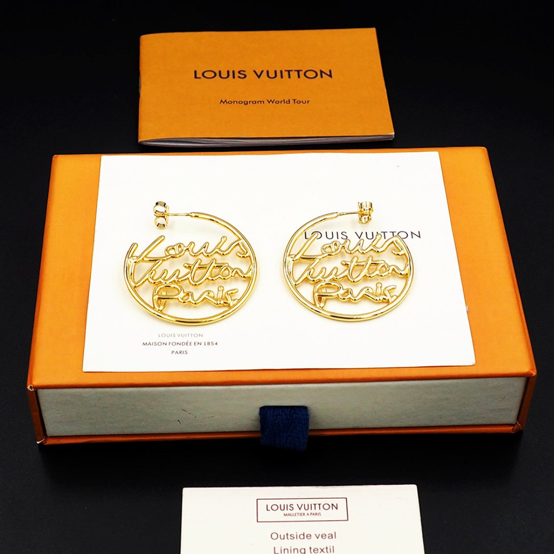 L0vis Vvtt0n Lv Script Earrings Gold M03239