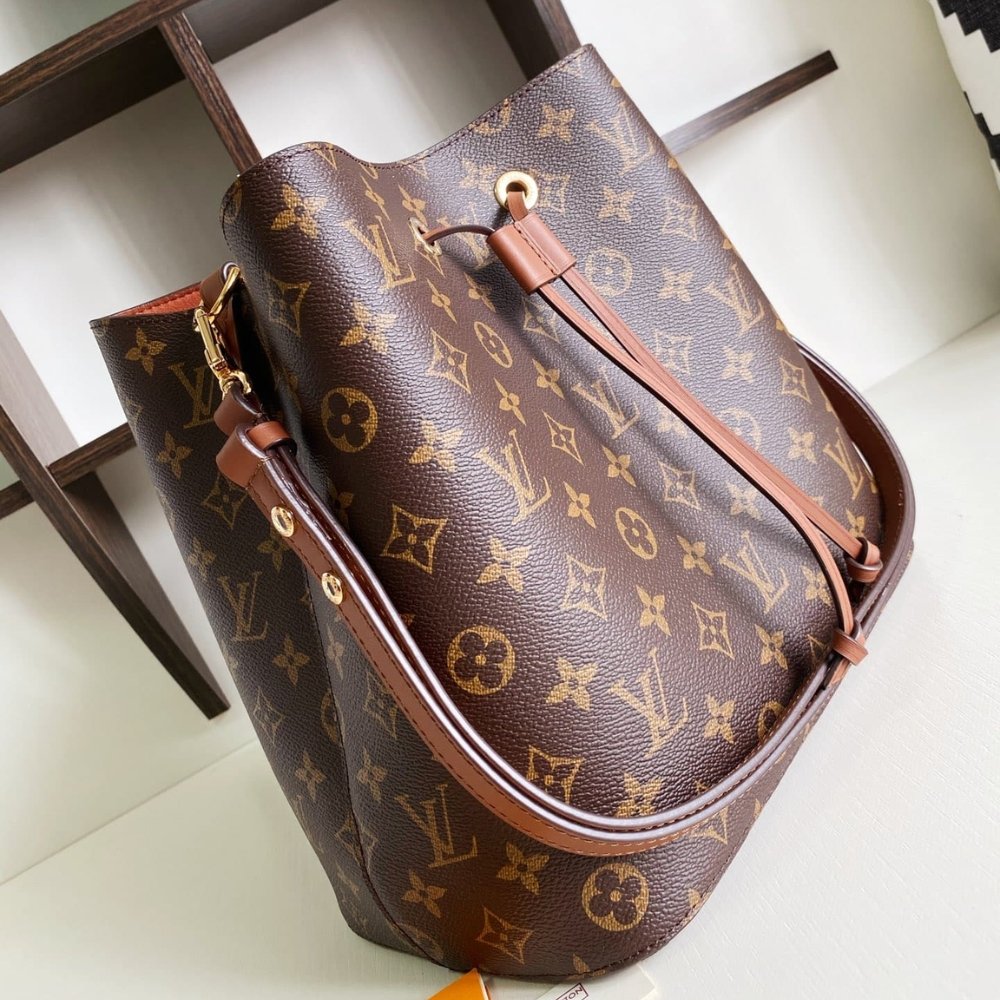 L0vis Vvtt0n Néonoé Mm Caramel Brown 26Cm M44887