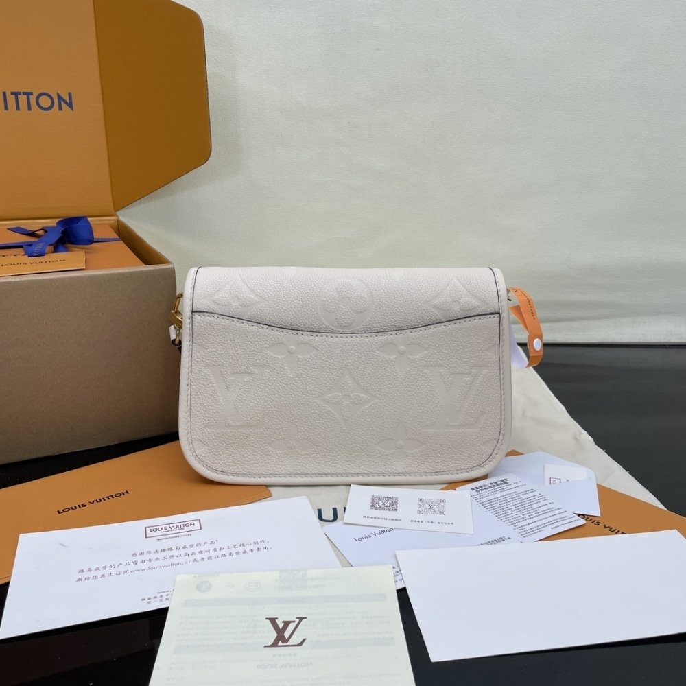 [S*per Vip 1:1] L0vis Vvtt0n Diane Bag White 24Cm M46388