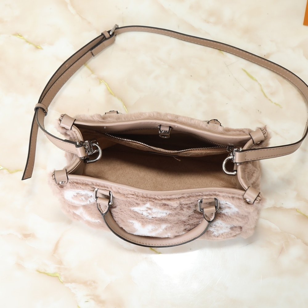 L0vis Vvtt0n Onthego PM Monogram Cashmere Beige 25Cm M15030