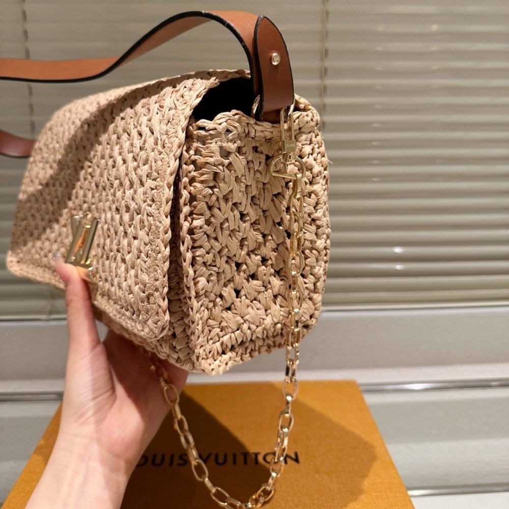 L0vis Vvtt0n Twist West Natural Tan 27Cm M25030