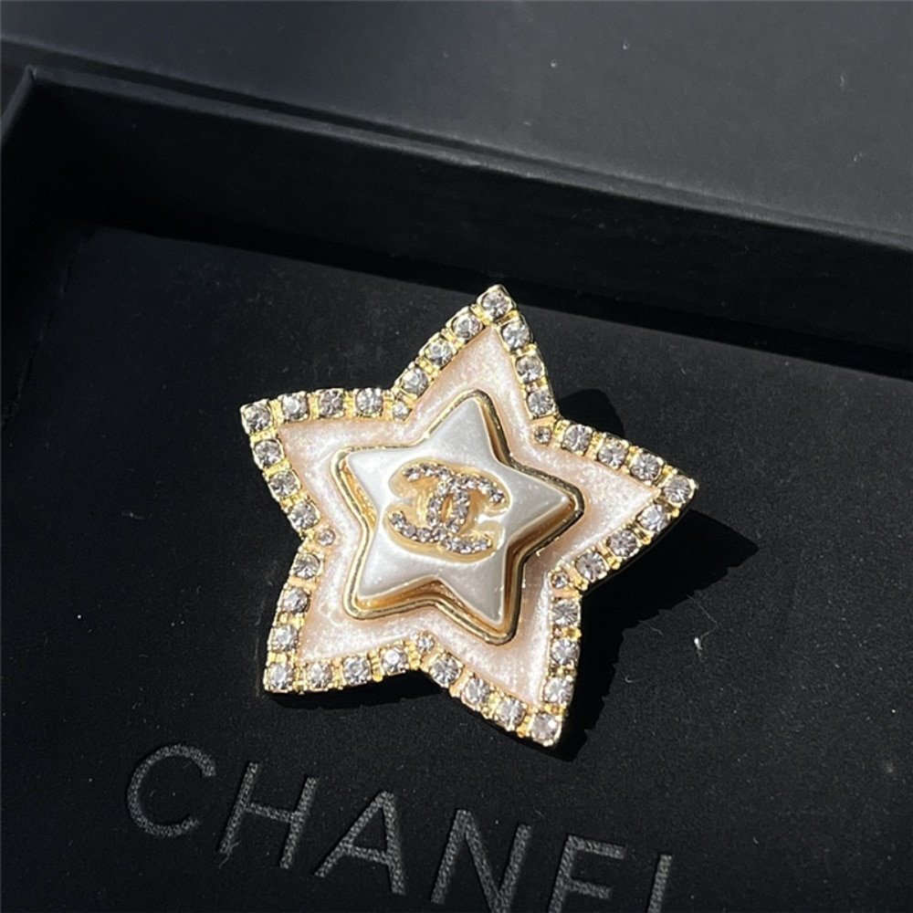 Ch**el Cc Star Brooch Gold
