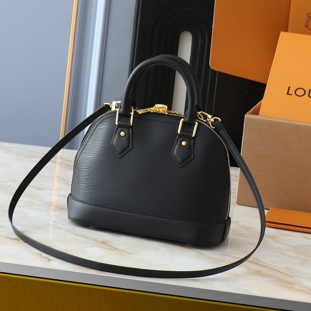 L0vis Vvtt0n X Murakami Alma BB Black 23Cm M13670