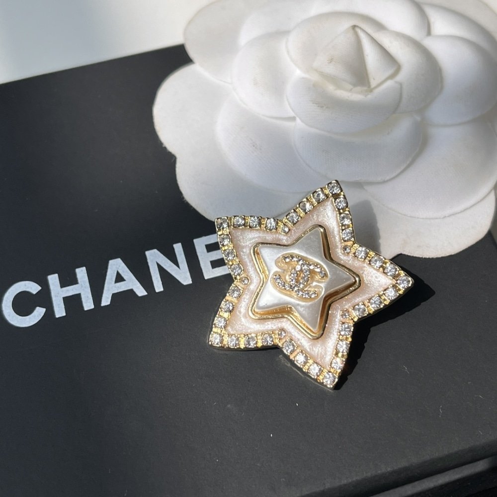Ch**el Cc Star Brooch Gold