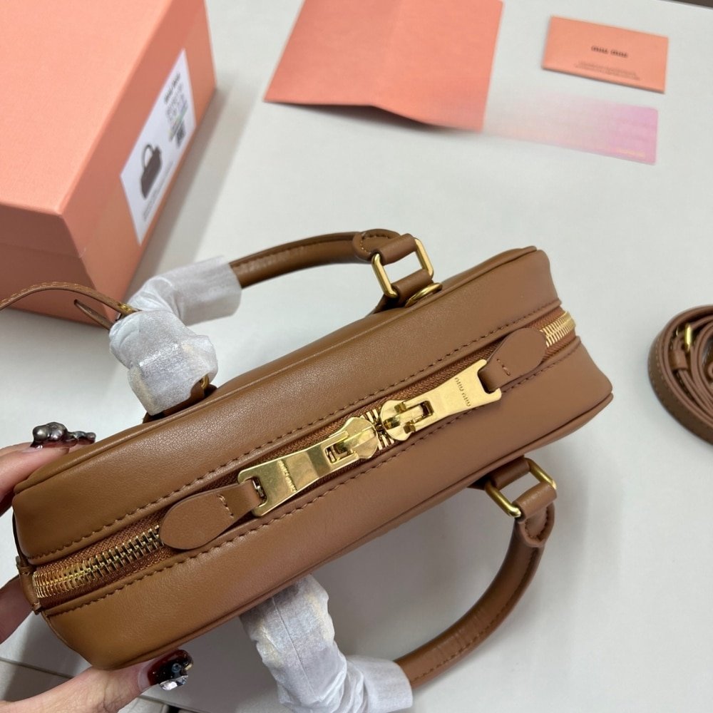 M1um1u Arcadie Bag Cognac 22Cm 5Bb142 Acr3 F0046 V Oon
