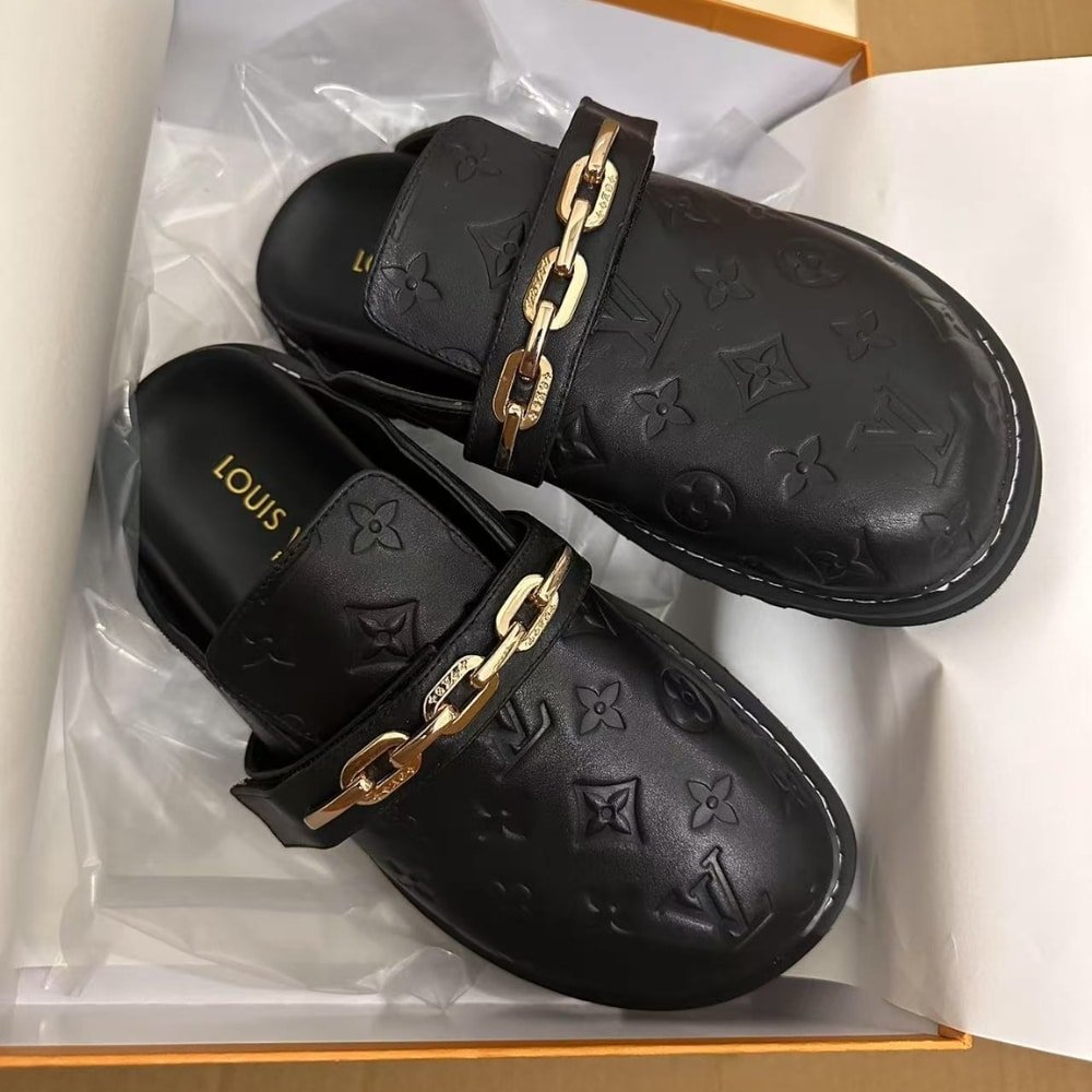 L0vis Vvtt0n Cosy Flat Comfort Clog Monogram Embossed Black