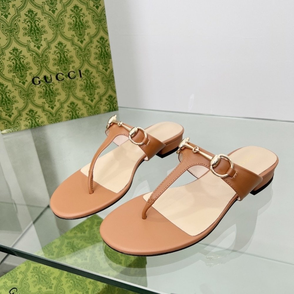 Gvc*1 Women’s Thong Sandal With Horsebit Light Brown ‎816590 C9D00 2712