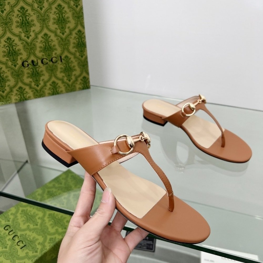 Gvc*1 Women’s Thong Sandal With Horsebit Light Brown ‎816590 C9D00 2712